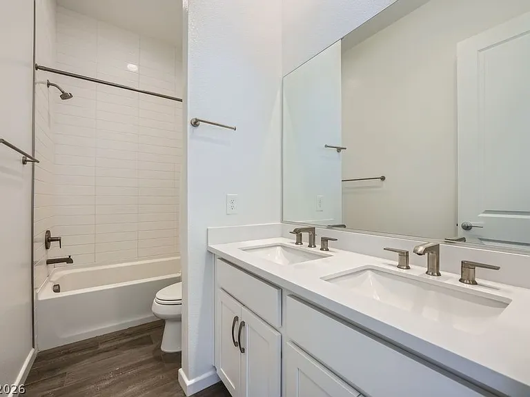 11821 Stone Run Ave — Photo 9