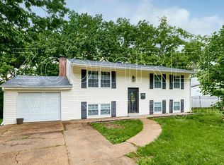 18 Apache Trl, Fenton, MO 63026