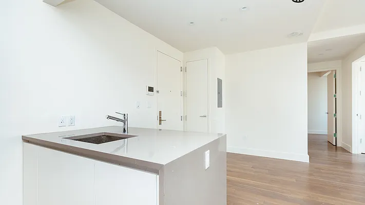 Rented by Nooklyn NYC LLC | media 21