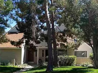 2411 S Xanadu Way  Unit B, Aurora, CO, 80014