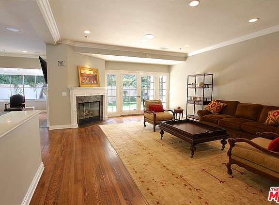 4th image of 489 Hillgreen Dr