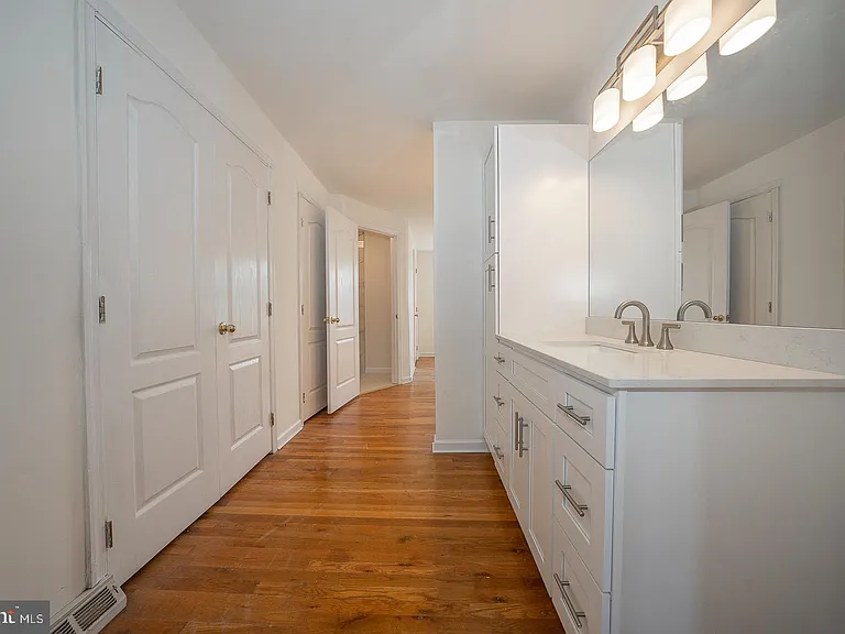 2822 Ogden St #A — Photo 21