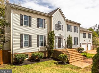2311 N Powhatan St, Arlington, VA 22205