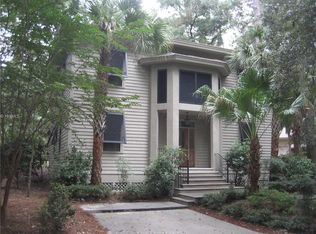 2 Canvas Back Rd, Hilton Head Island, SC 29928