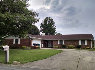 2504 W Yorkshire Dr, Muncie, IN 47304