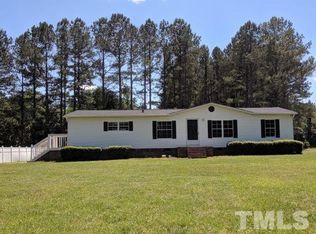 233 Cedar Ln, Selma, NC 27576