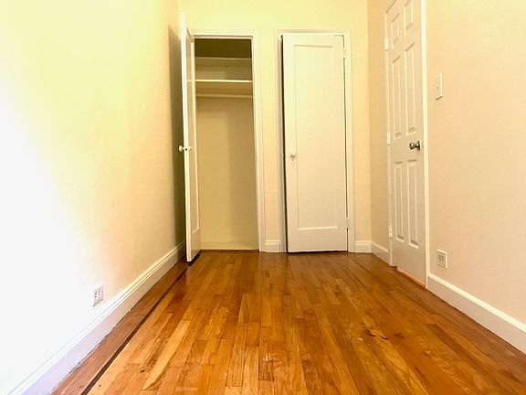 4th image of 306 E 78th St #3