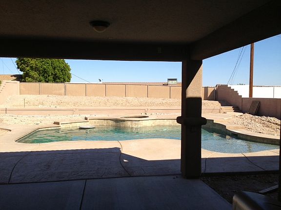 3rd image of 3344 Roadrunner Dr