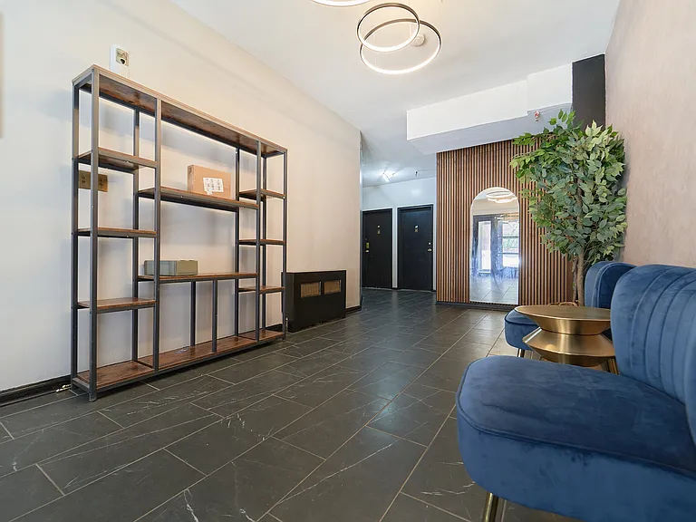 317 W 74th St #3D — Photo 6