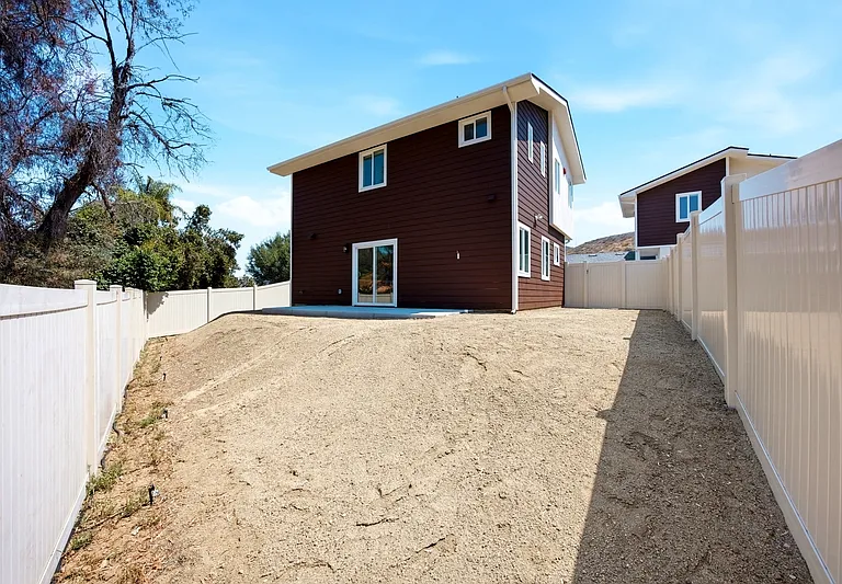 9094 Los Coches Rd — Photo 17