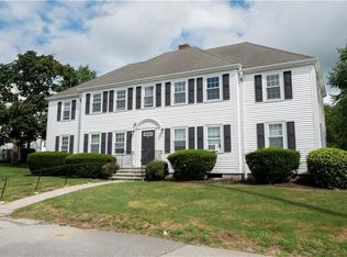 66 Phelps Rd, Middletown, RI 02842