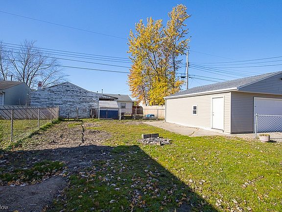 3rd image of 4430 Camden Ave