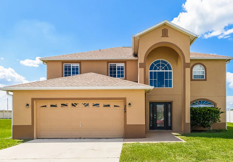349 Aldershot Ct