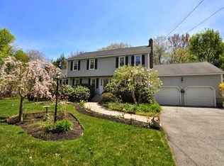38 Spaulding Rd, Chelmsford, MA 01824