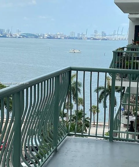 1408 Brickell Bay Dr #916 — Photo 19