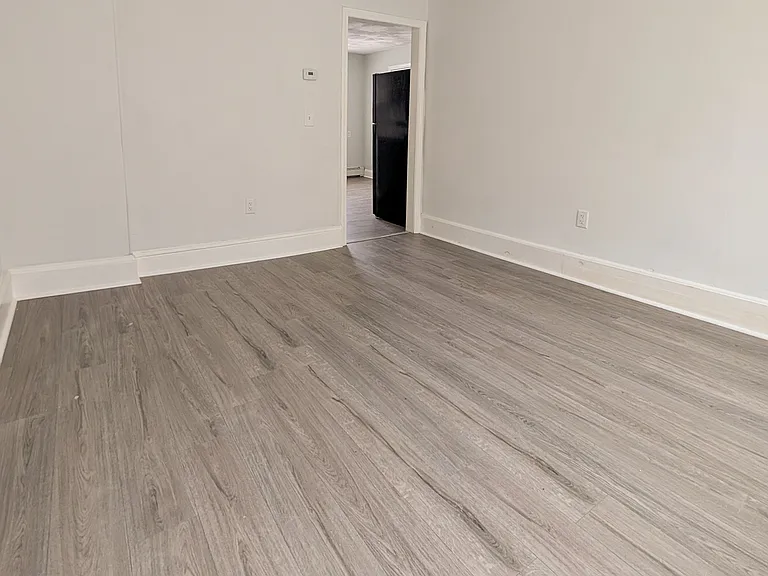 712 School St #2 — Photo 6