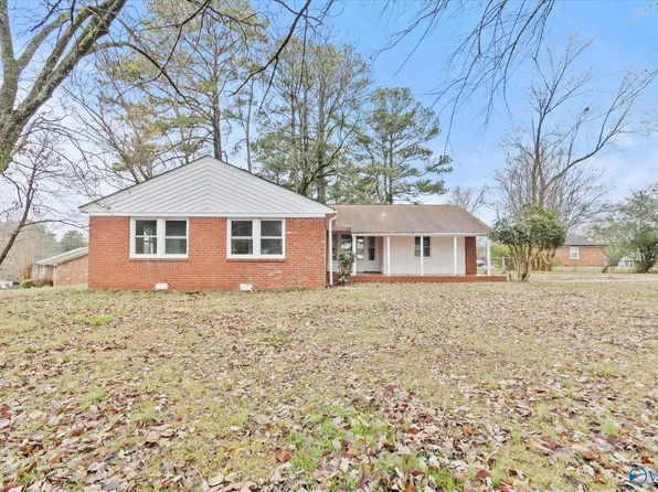 4301 Kenwood Dr NW, Huntsville, AL 35810