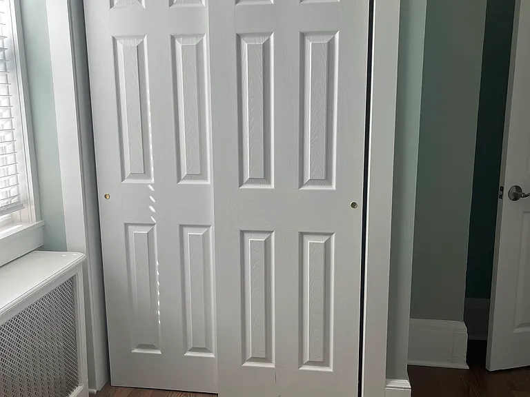 39 Manning Ave #2 — Photo 7