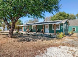 151 Clayton Dr, Pottsboro, TX 75076