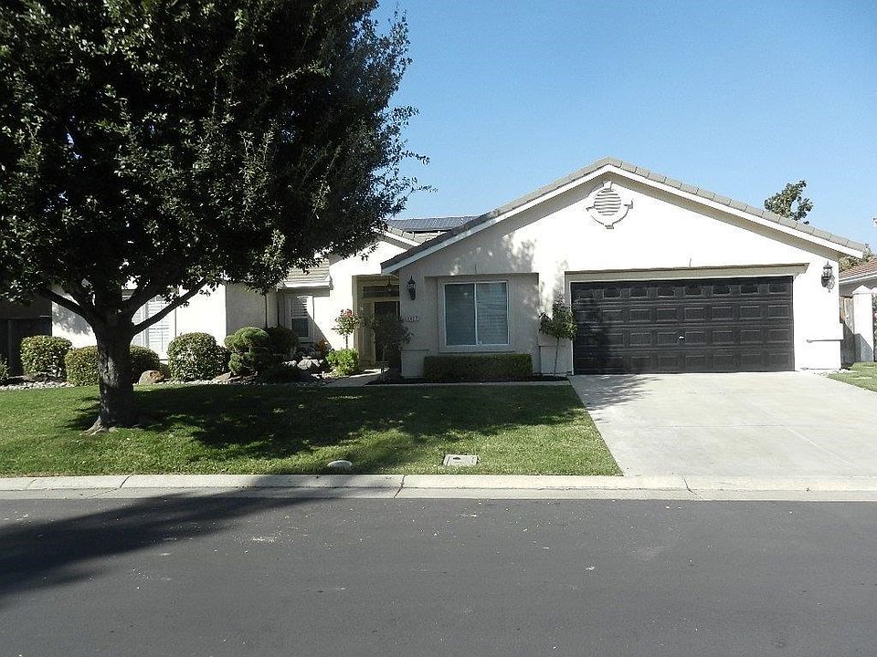 1st image of 3927 Oak Shores Dr