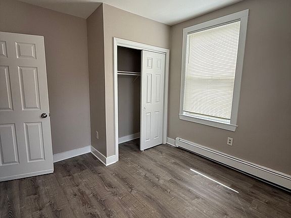 4th image of 40 Winthrop St APT 3