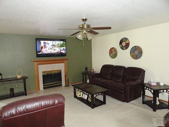 3rd image of 2310 McMullin Dr