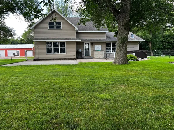 2243 500th St, Hanley Falls, MN 56245