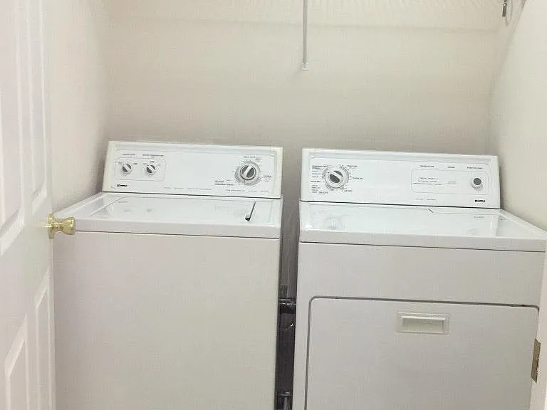 washer & Dryer