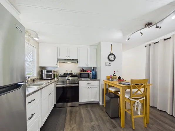 10003 Granada Bay, Boynton Beach, FL 33436