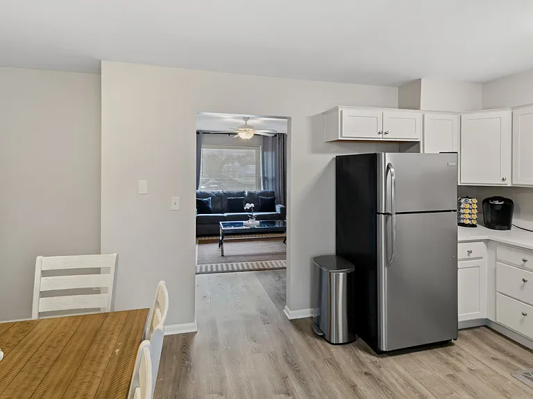 119 W Rockland Rd #2-B — Photo 10