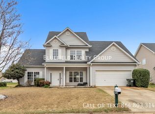 190 Slate Dr, Boiling Springs, SC 29316