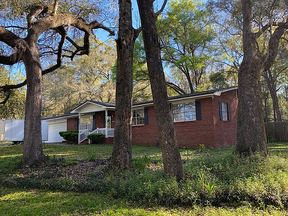 3rd image of 774 NW Brady Cir