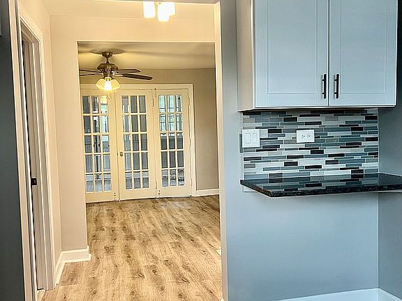 5th image of 38400 N Lakeside Pl