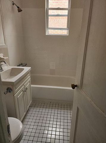 2nd image of 654 E 234th St