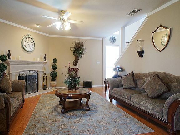 3rd image of 10601 Ashmore Dr
