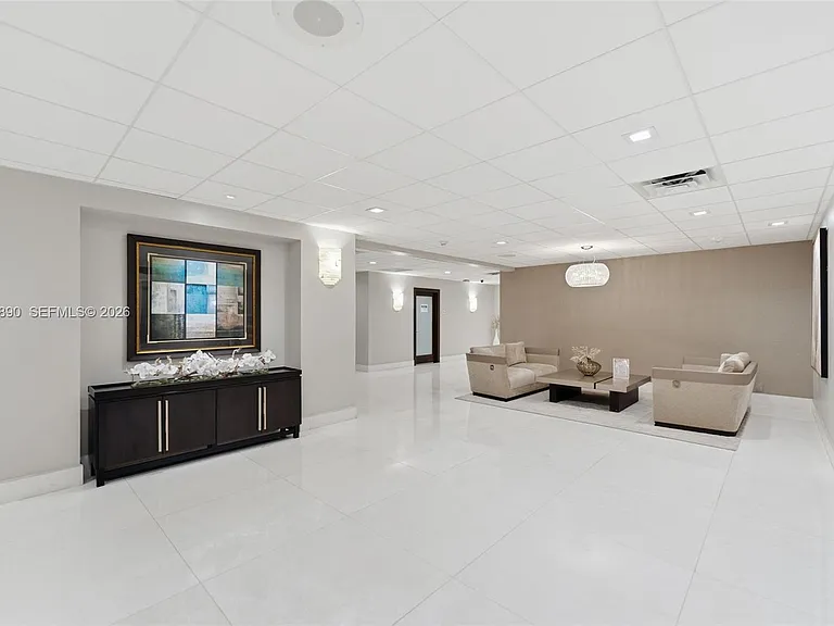 3500 Galt Ocean Dr #2314 — Photo 10