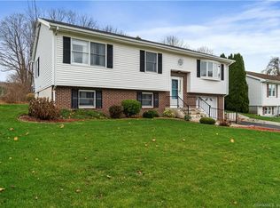 63 Johl Dr, Groton, CT 06340