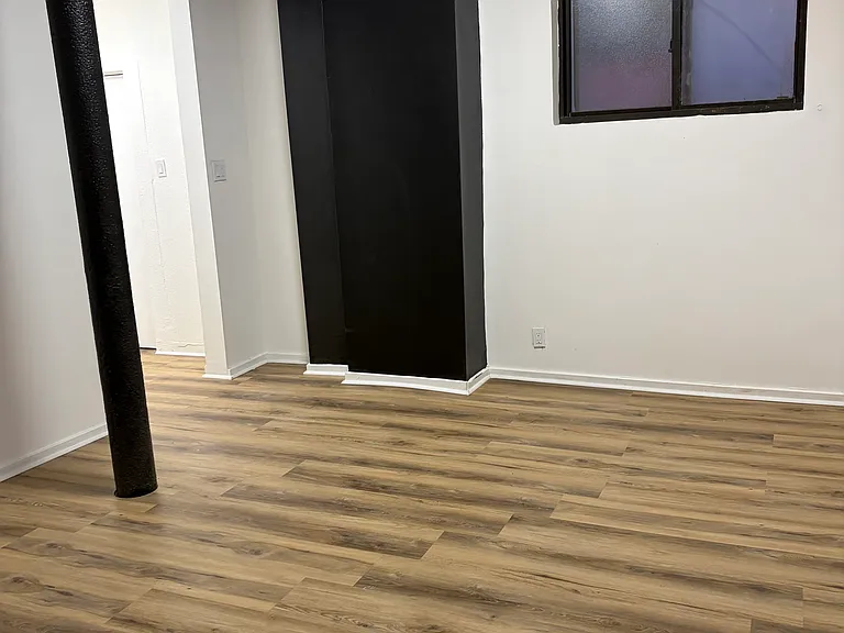 101 Southside Ave #1B — Photo 4