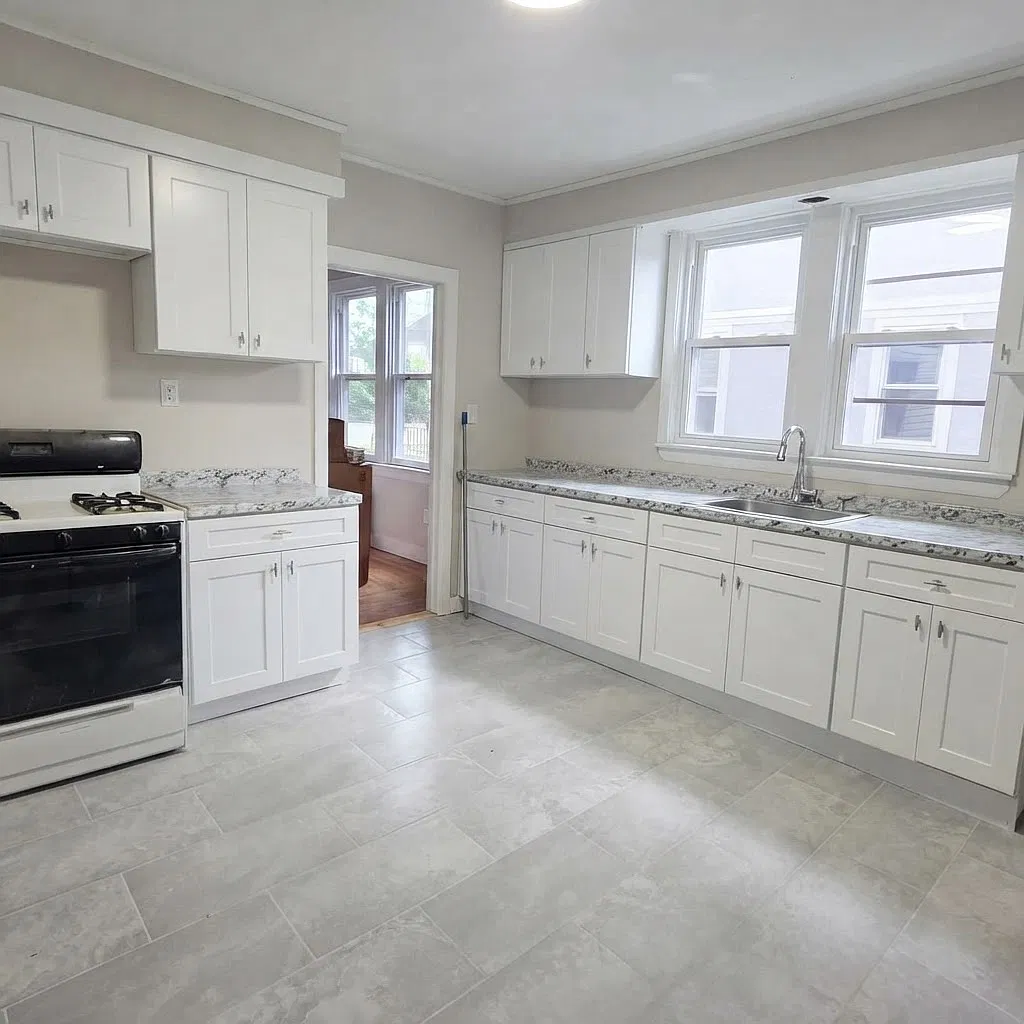 3 bed, 1.5 bath, 1217 sqft, $2,000 — Photo 1