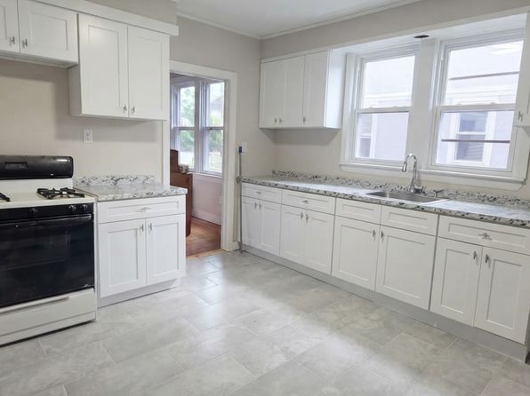 270 Sheffield Ave #1