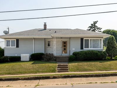 2085 Roosevelt St, Dubuque, IA, 52001
