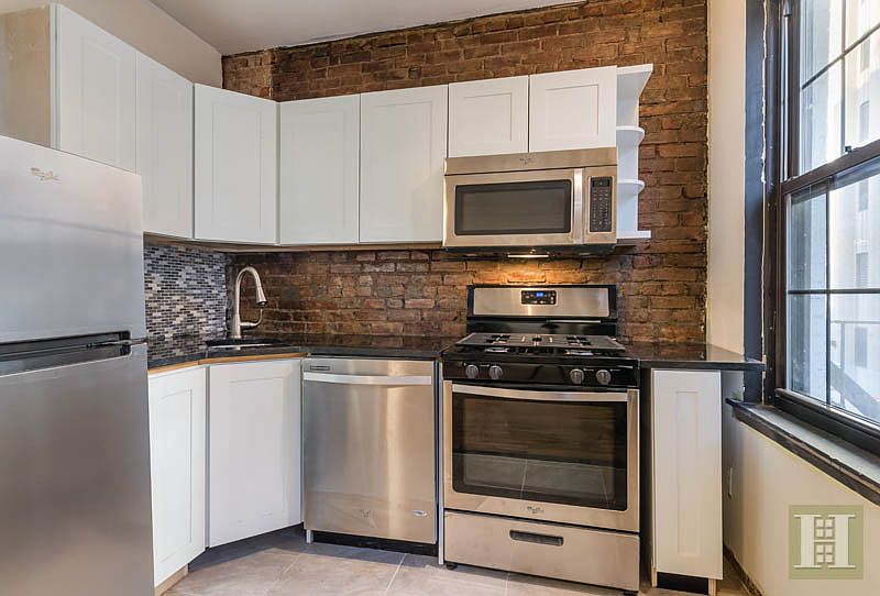 2nd image of 204 W 17th St APT 2B