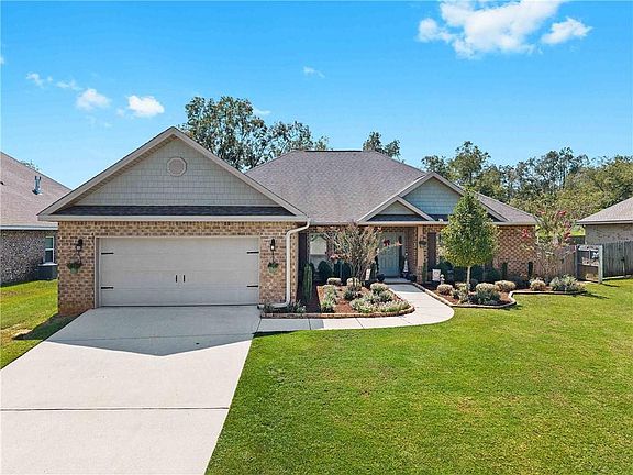 3rd image of 10096 Dunmore Dr