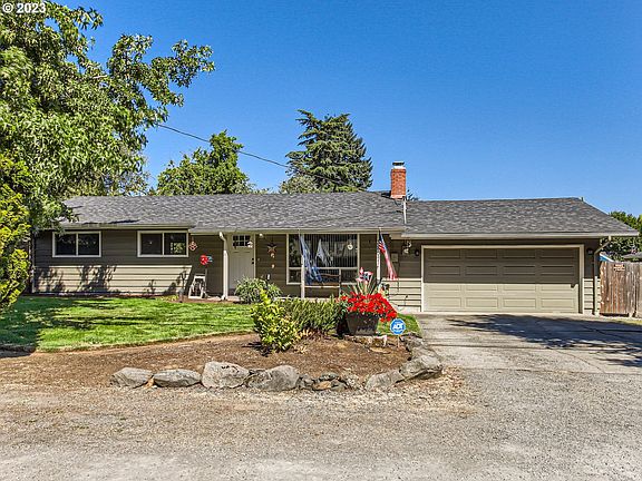 2nd image of 3807 NE 62nd Ave