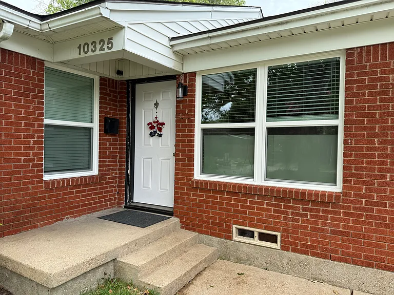 10325 Newcombe Dr — Photo 12