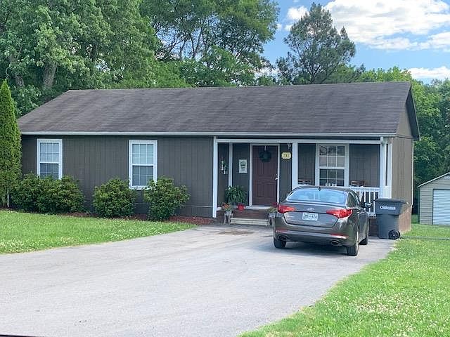 1st image of 711 Clay Ave