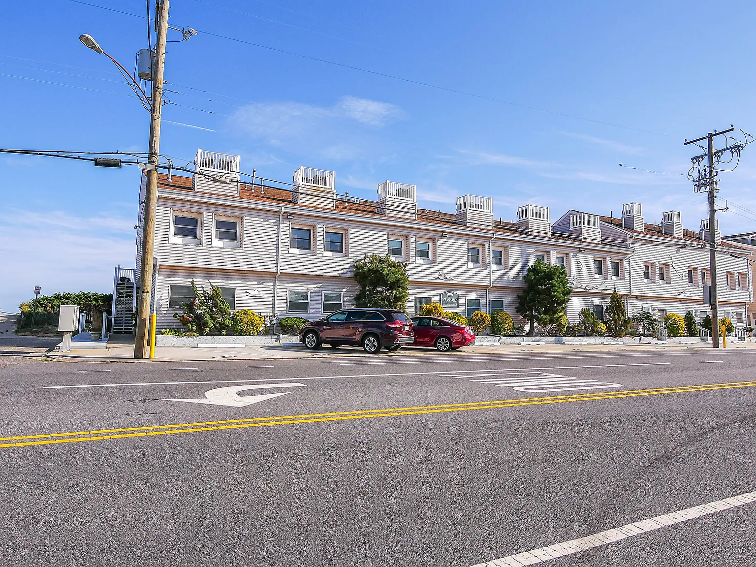 2 bed, $2,200 — Photo 1