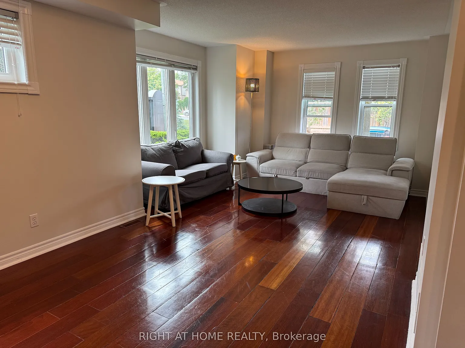 3 bed, $3,400 — Photo 4