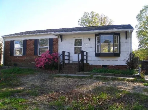 400 Vevadel Dr, Richmond, VA 23225