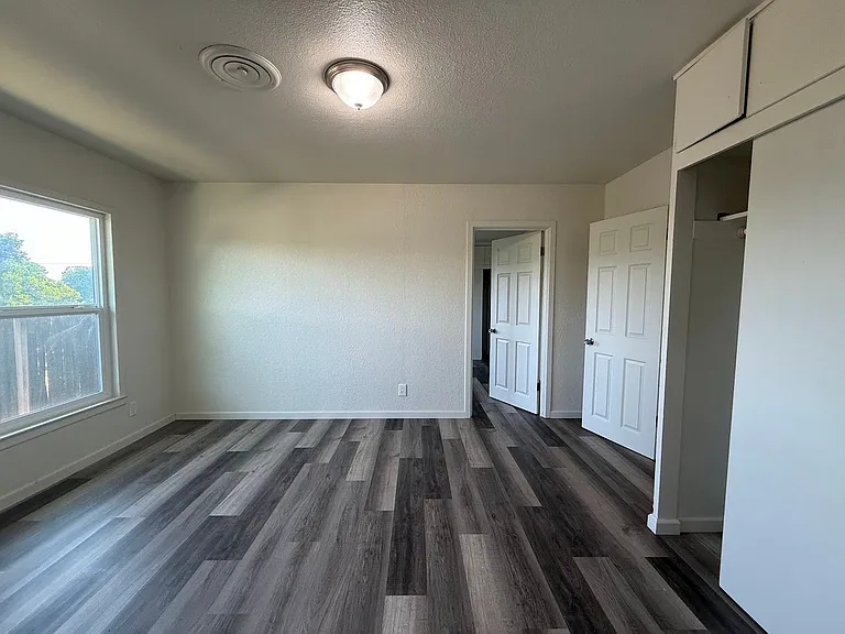 8897 Jacobs Ave — Photo 20